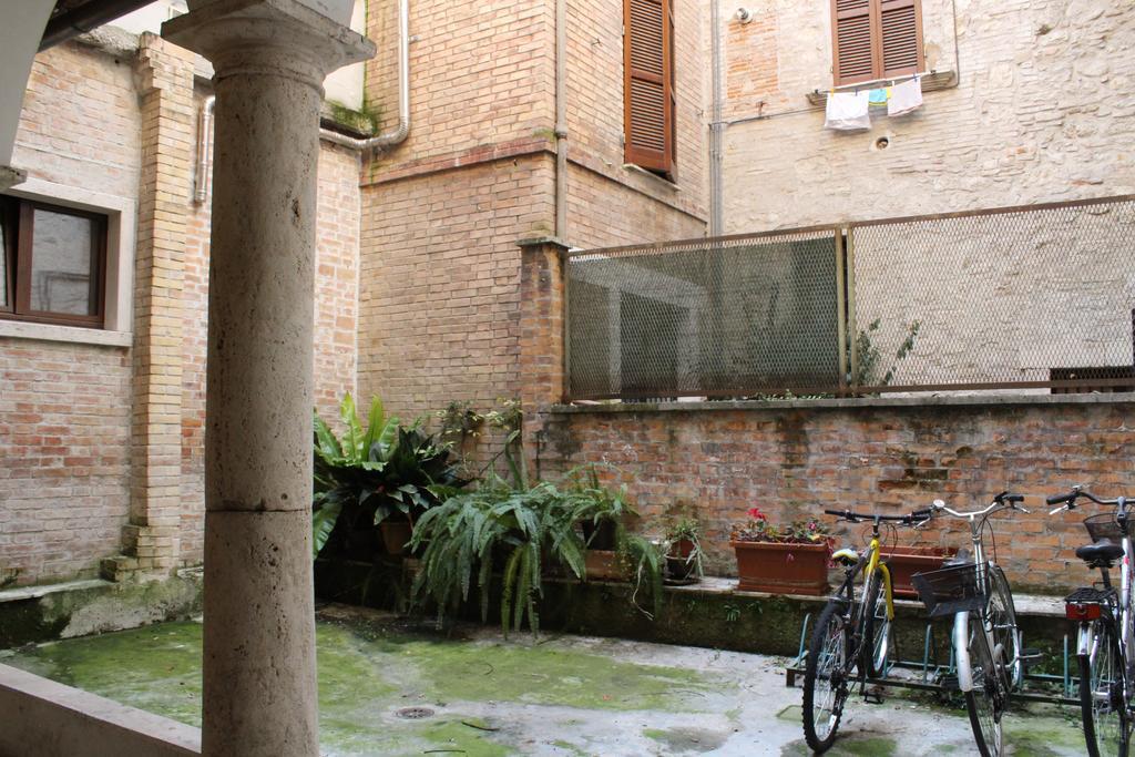 B&B Palazzo Migliani Ascoli Piceno megye Kültér fotó